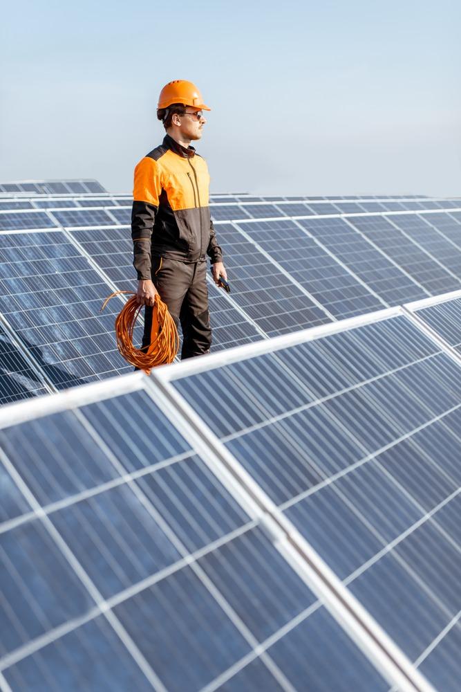 Installation panneaux photovoltaïques près de Châteaubourg